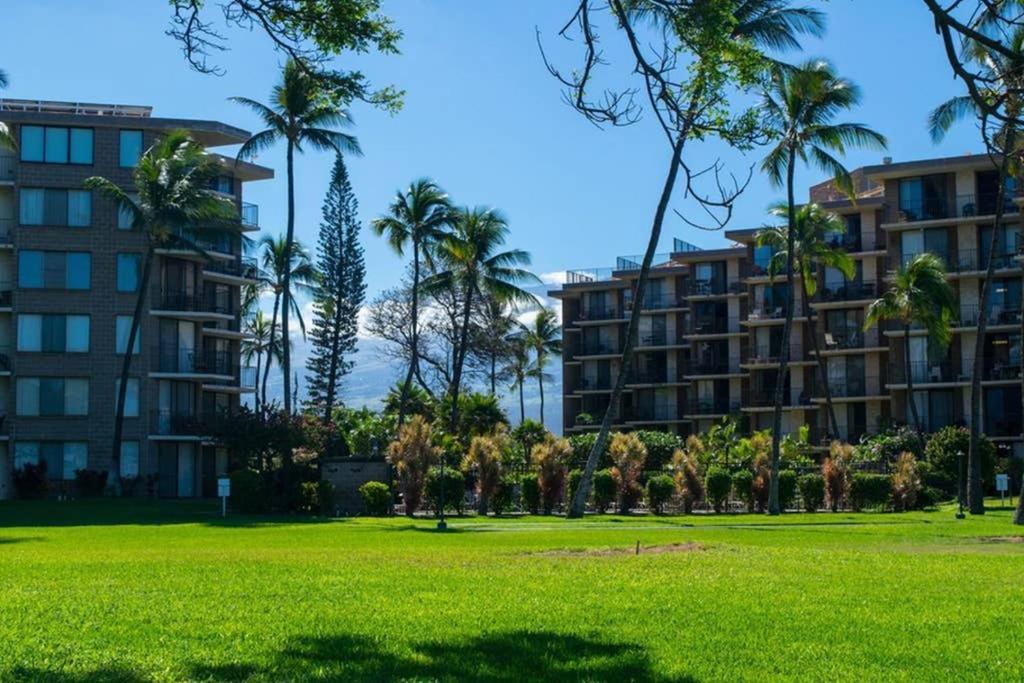 Oceanfront Penthouse With Amazing Views At Kauhale Makai Appartement Kihei Buitenkant foto